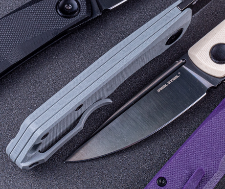 Revolutionizing Craftsmanship: The G10 Back Spring Breakthrough in the #LuxSeries Knives Design By Jakub Wieczorkiewicz